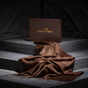 ipekevi - شال كشمير وحرير فاخر رقيق لون بني