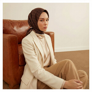 Bitter Coffee Houndstooth Silk Twill Scarf - Thumbnail