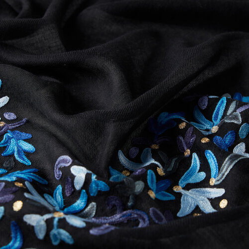 Black Embroidery Funda Crown Woven Wool Silk Scarf