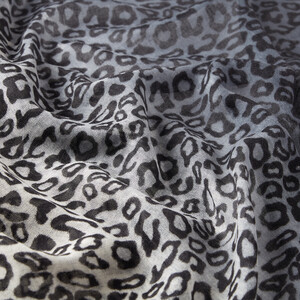 Black Gradient Leopard Wool Silk Scarf - Thumbnail