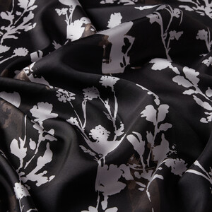ipekevi - Black Vintage Silhouette Print Silk Twill Scarf (1)