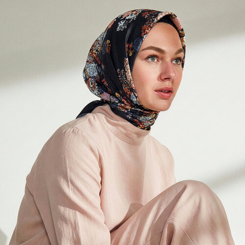 Black Waterside Garden Print Silk Twill Scarf