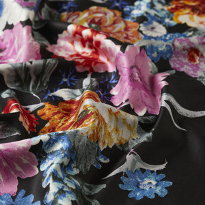 Black Yediveren Tarhi Print Silk Scarf - Thumbnail