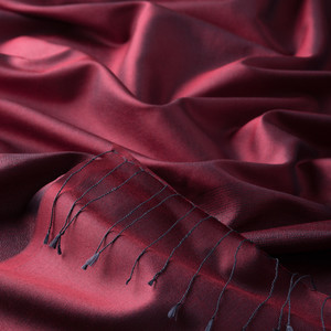 ipekevi - Burgundy Duchess Lurex Silk Scarf (1)