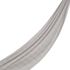 ipekevi - شال قطن وحرير تصميم هندسي لون فضي فاتح