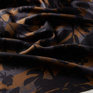 Charcoal Begonia Patterned Twill Silk Scarf - Thumbnail