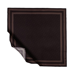 ipekevi - ايشارب حرير تويل لون بني غامق مخطط بطبعة توقيع الماركة