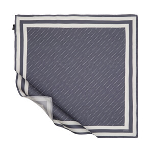 ipekevi - ايشارب حرير تويل لون رمادي مخطط بطبعة توقيع الماركة