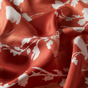ipekevi - Coral Vintage Silhouette Print Silk Twill Scarf (1)