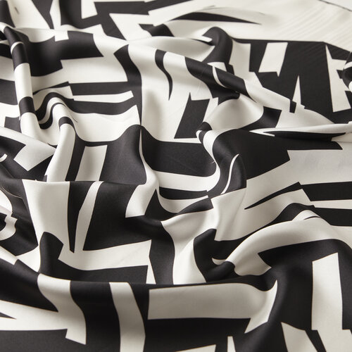 Cream Black Chicago Twill Silk Scarf