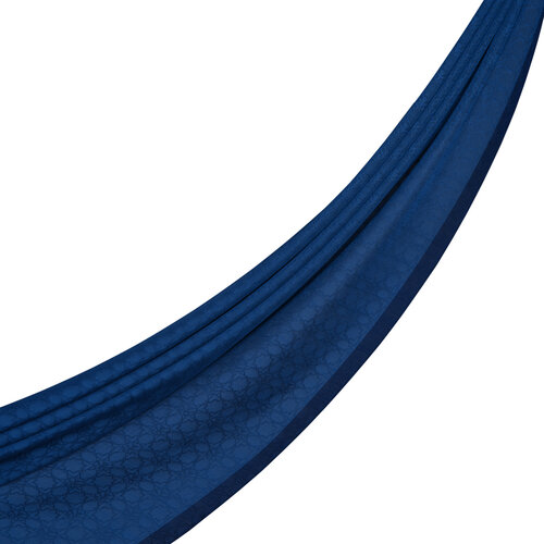 شال الفصول الأربعة مونغرام لون أزرق داكن