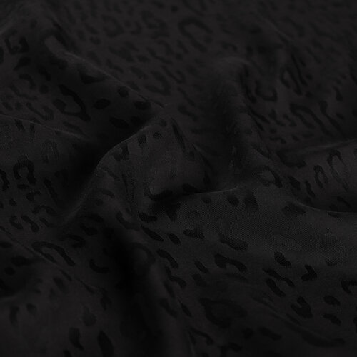 Dört Mevsim Siyah Leopar Desenli Monogram Şal