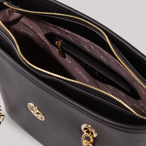 حقيبة يد سادة بتفاصيل سلسلة لون أسود - Thumbnail