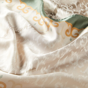 منديل حرير ساتان إيلي بيليند موديل 03 - Thumbnail