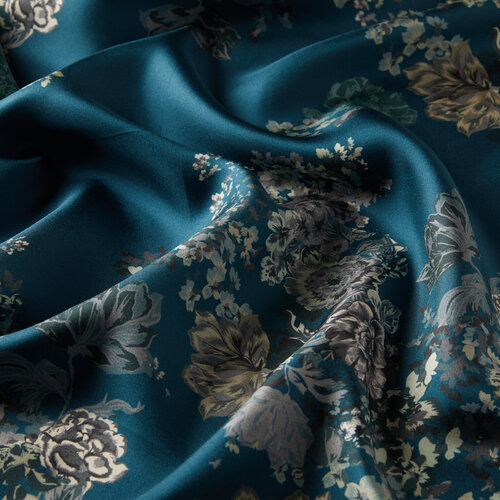  Green Waterside Garden Panel Pattern Twill Silk Scarf