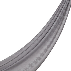 ipekevi - شال قطن وحرير تصميم هندسي لون فضي