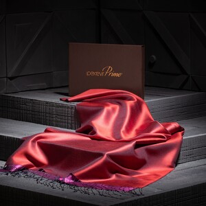 شال حرير فاخر ذو وجهين لون أحمر وبنفسجي - Thumbnail