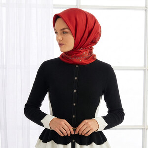 Kırmızı Tatlı Bahçe Tivil İpek Eşarp - Thumbnail