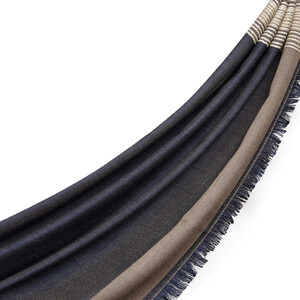 ipekevi - وشاح صوف وحرير مطرز بخطوط لون أزرق