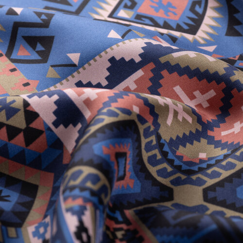 Kot Mavisi Sihirli Halı Tivil İpek Eşarp