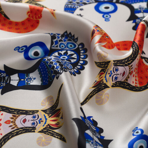 Krem Şahmeran Saten İpek Mendil