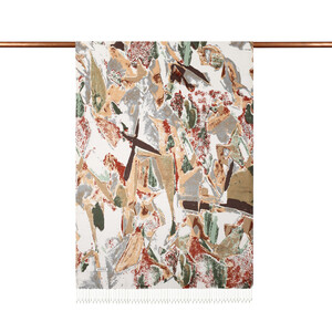 ipekevi - شال حرير بتصميم فني لون كريمي وأخضر (1)