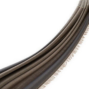 ipekevi - وشاح صوف وحرير مطرز بخطوط لون بيج رملي