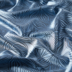 Metallic Blue Stylized Leaf Jacquard Silk Scarf - Thumbnail
