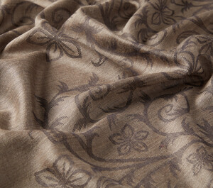 Milky Coffee Vine Garden Print Scarf - Thumbnail