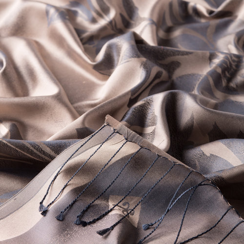 Misty Lilac Nev Garden Jacquard Silk Scarf