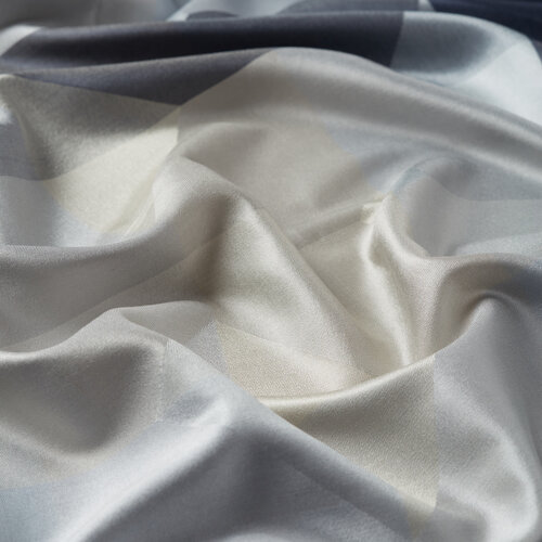 Parcel Print Silk Scarf Model 26