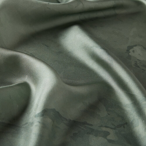 Plane Leaf Silk Twill Scarf Model 07