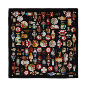 ipekevi - منديل حرير ساتان تصميم بورسلان سلطان لون أسود موديل 1