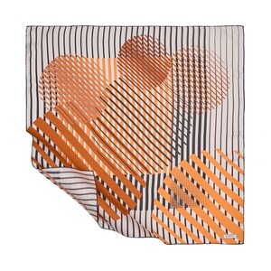 ipekevi - Portakal Siyah Moderna Tivil İpek Eşarp ipekevi - Portakal Siyah Moderna Tivil İpek Eşarp