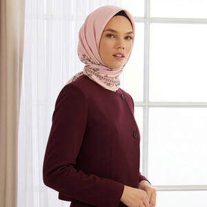 Pudra Tatlı Bahçe Tivil İpek Eşarp - Thumbnail