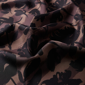 Red Copper Begonia Patterned Twill Silk Scarf - Thumbnail