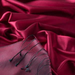 ipekevi - Ruby Reversible Silk Scarf (1)