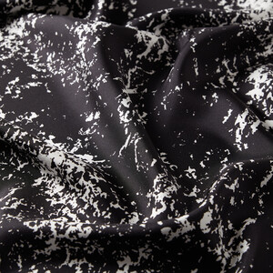 Siyah Beyaz Mermer Desenli Tivil İpek Eşarp - Thumbnail