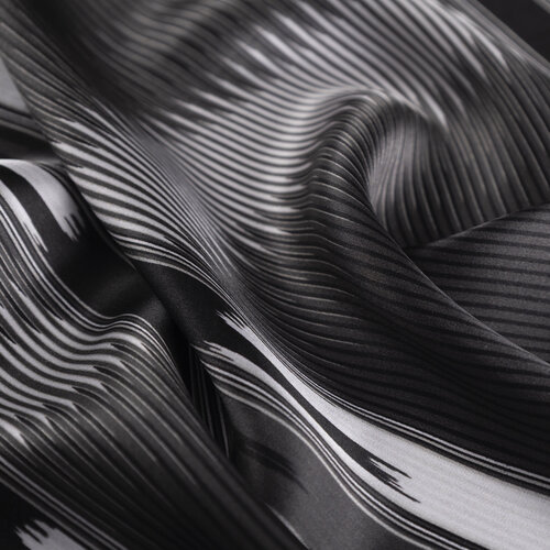 Siyah Füme Karadeniz Keşanı Saten İpek Mendil 