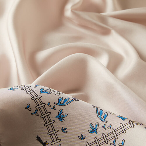 Stone Pretty Garden Twill Silk Scarf