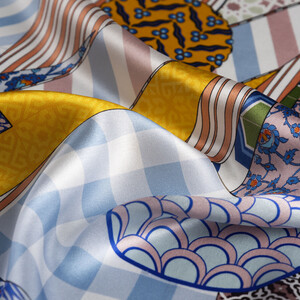 Sultan's Caftan Powder Pink Satin Silk Pocket Square - Thumbnail