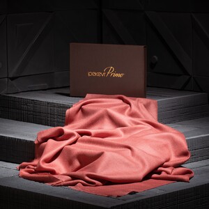 ipekevi - شال صوف وحرير فاخر لون بريكي