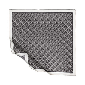 ipekevi - ايشارب حرير تويل لون أسود وأبيض مونوغرام تايبو