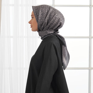 ايشارب حرير تويل لون ليلكي مونوغرام تايبو - Thumbnail