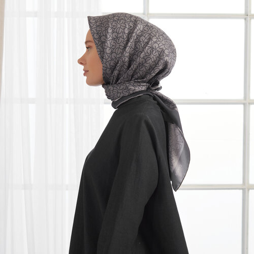 ايشارب حرير تويل لون ليلكي مونوغرام تايبو