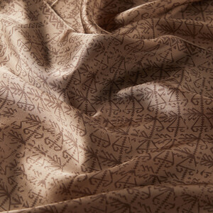 وشاح رقبة حرير ساتان شجرة الحياة لون بيج موديل 04 - Thumbnail