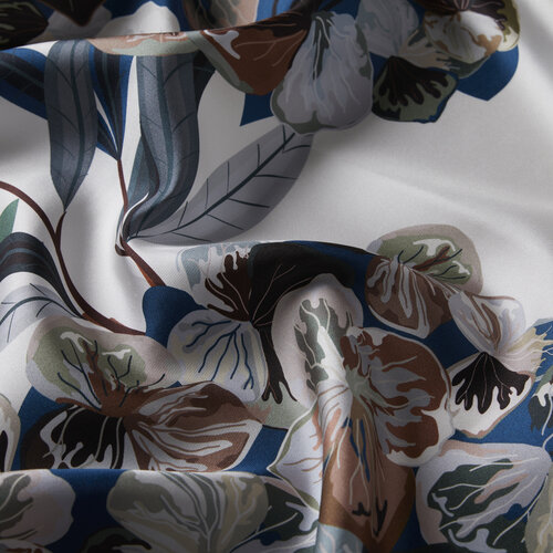 White Copper Poligala Flower Twill Silk Scarf