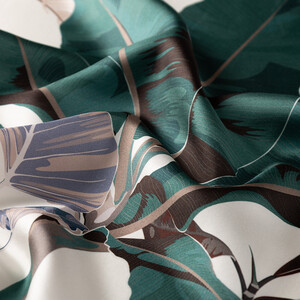ipekevi - White Menthol Rock Garden Twill Silk Scarf (1)