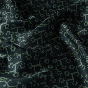 منديل حرير ساتان شجرة الحياة لون أخضر موديل 01 - Thumbnail