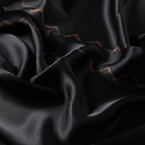 Zigzag Silk Twill Scarf Model 05 - Thumbnail